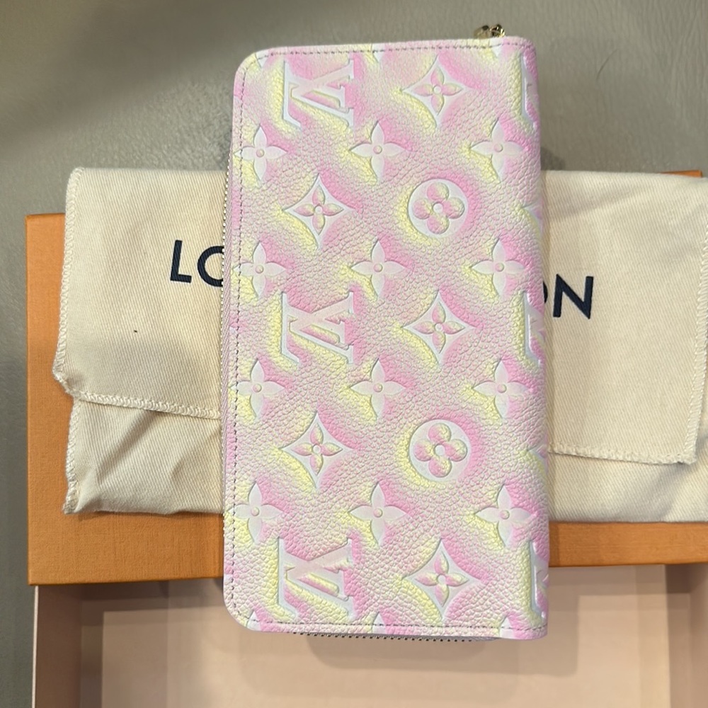 Brand new Large Louis Vuitton wallet